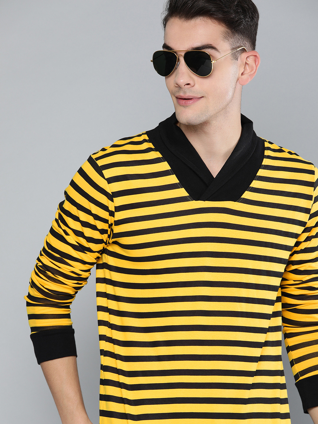 

HERENOW Men Yellow Black Striped V-Neck Pure Cotton T-shirt