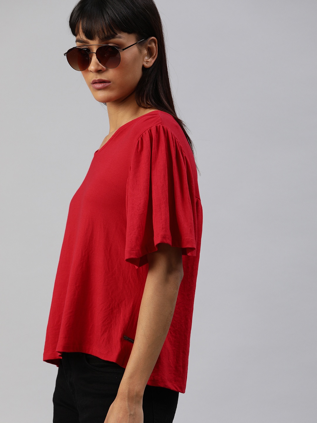 

The Roadster Lifestyle Co Women Red Solid Top with Flared Sleeves