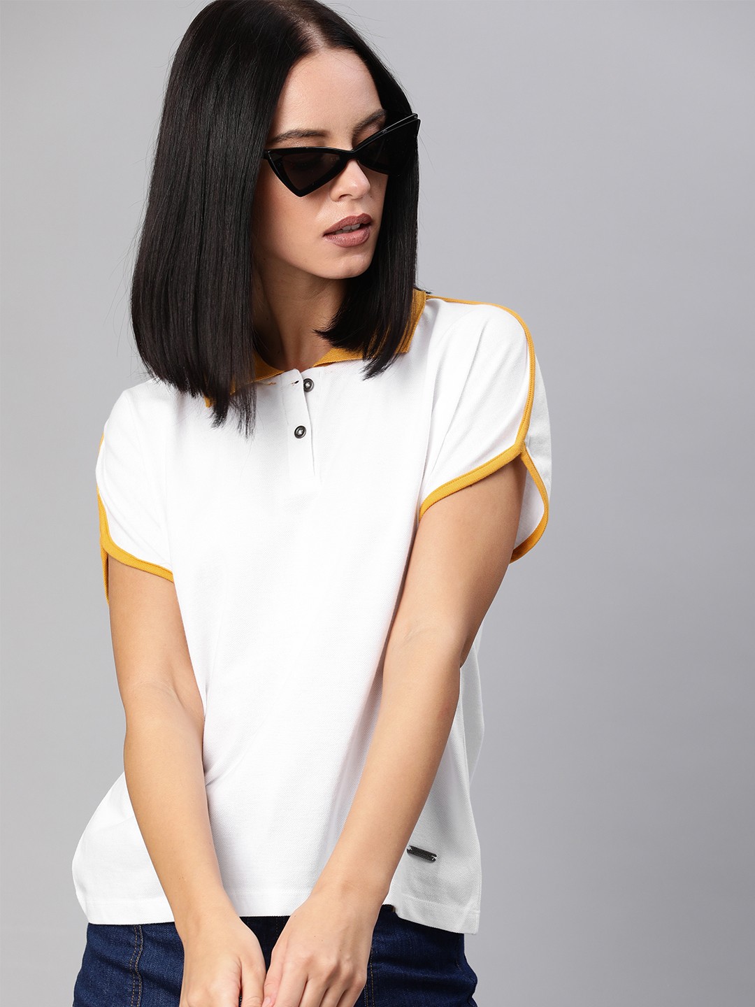 

The Roadster Lifestyle Co Women White Solid Contrast Polo Collar Pure Cotton T-shirt