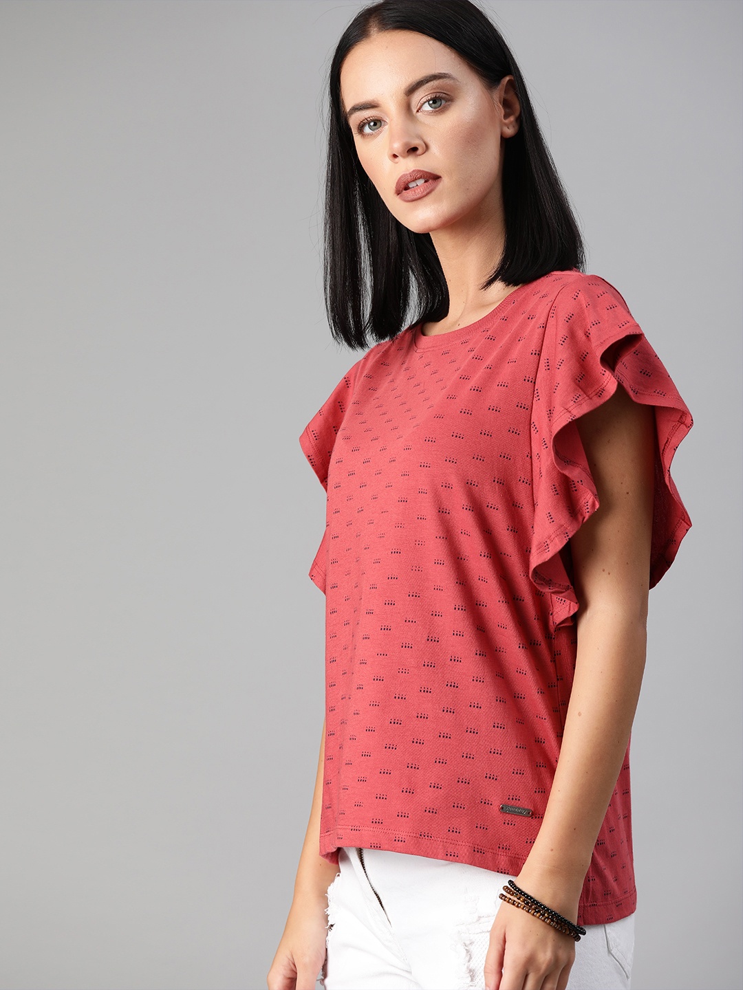 

The Roadster Lifestyle Co Women Coral Pink & Navy Blue Printed Flutter Sleeve Top