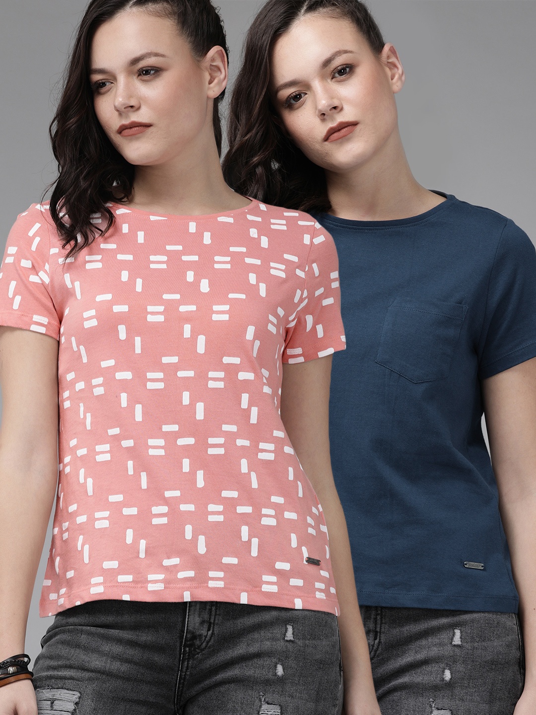 

The Roadster Lifestyle Co Women Peach-Coloured & Navy Blue Pack Of 2 Printed Round Neck T-shirt