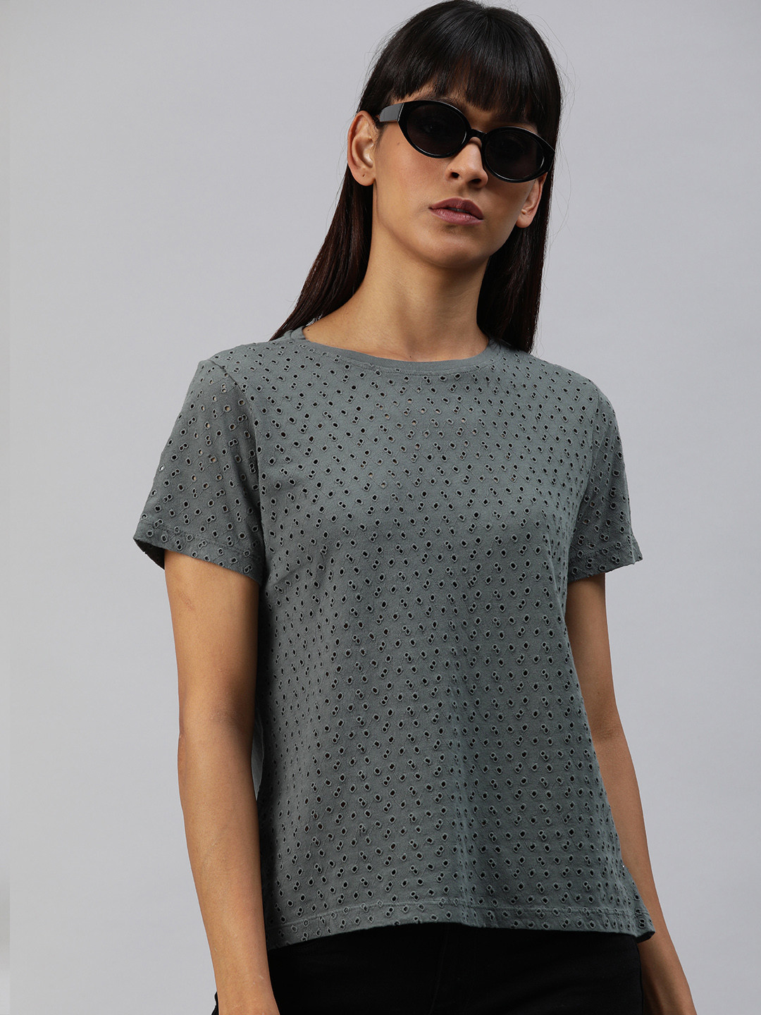 

The Roadster Lifestyle Co Women Charcoal Grey Self Design Round Neck Pure Cotton T-shirt