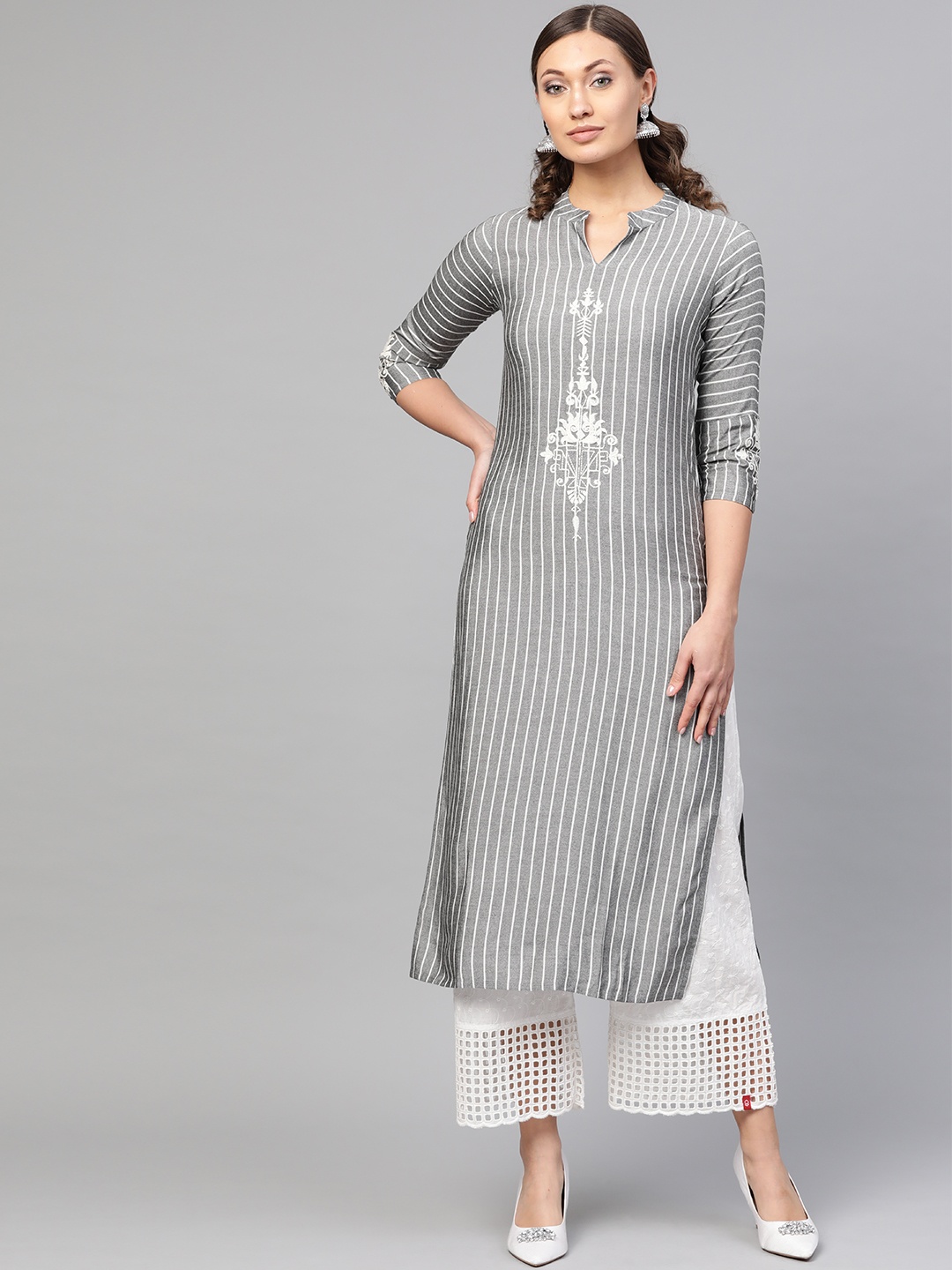 

KSUT Women Grey & White Striped Straight Kurta