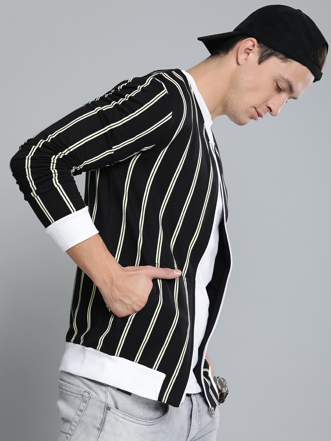 

Difference of Opinion Men Black & Beige Striped Sweatshirt