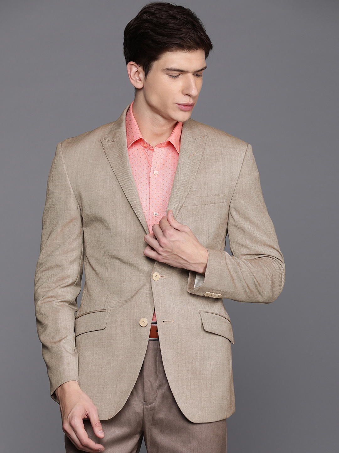 

Raymond Men Brown Slim Fit Solid Single-Breasted Formal Blazer