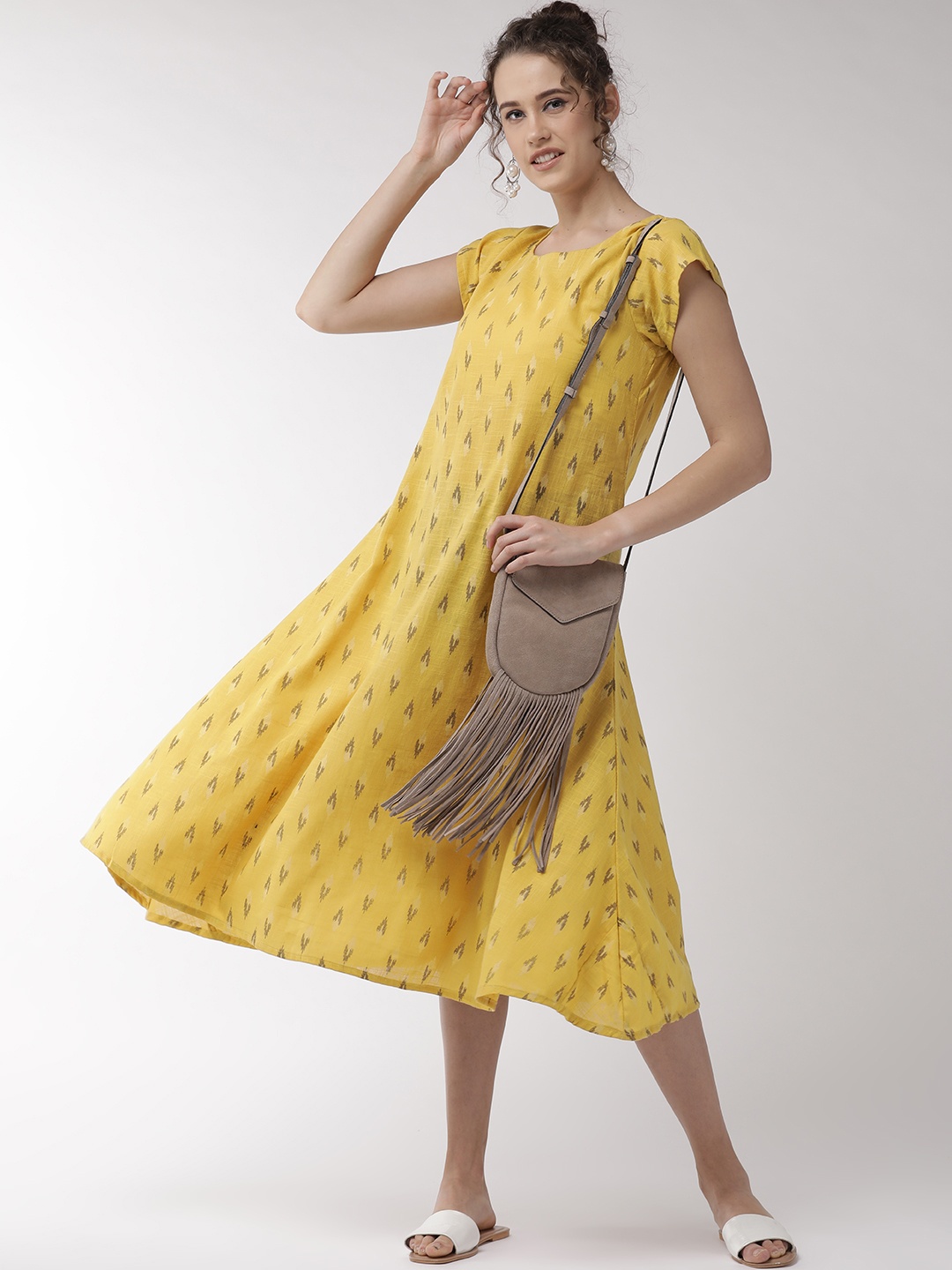 

InWeave Women Mustard Yellow & Brown Printed A-Line Dress