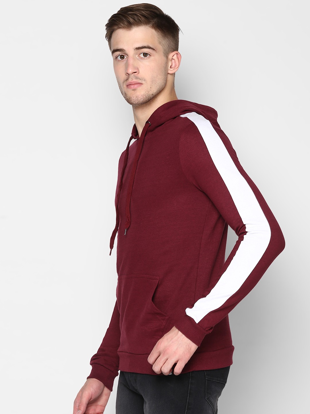 

Urbano Fashion Men Maroon Striped Hooded Sweatshirt