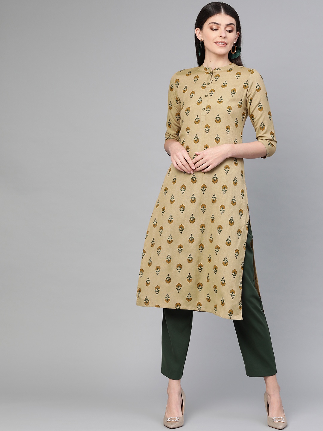 

Yufta Women Beige & Green Printed Straight Kurta