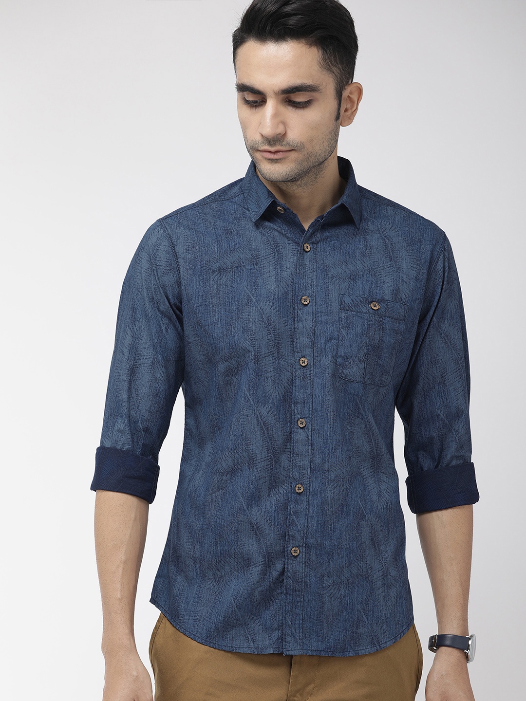

The Indian Garage Co Men Blue Slim Fit Printed Casual Shirt