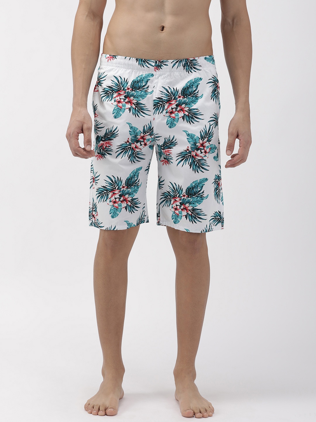 

The Indian Garage Co Men White & Green Printed Lounge Shorts