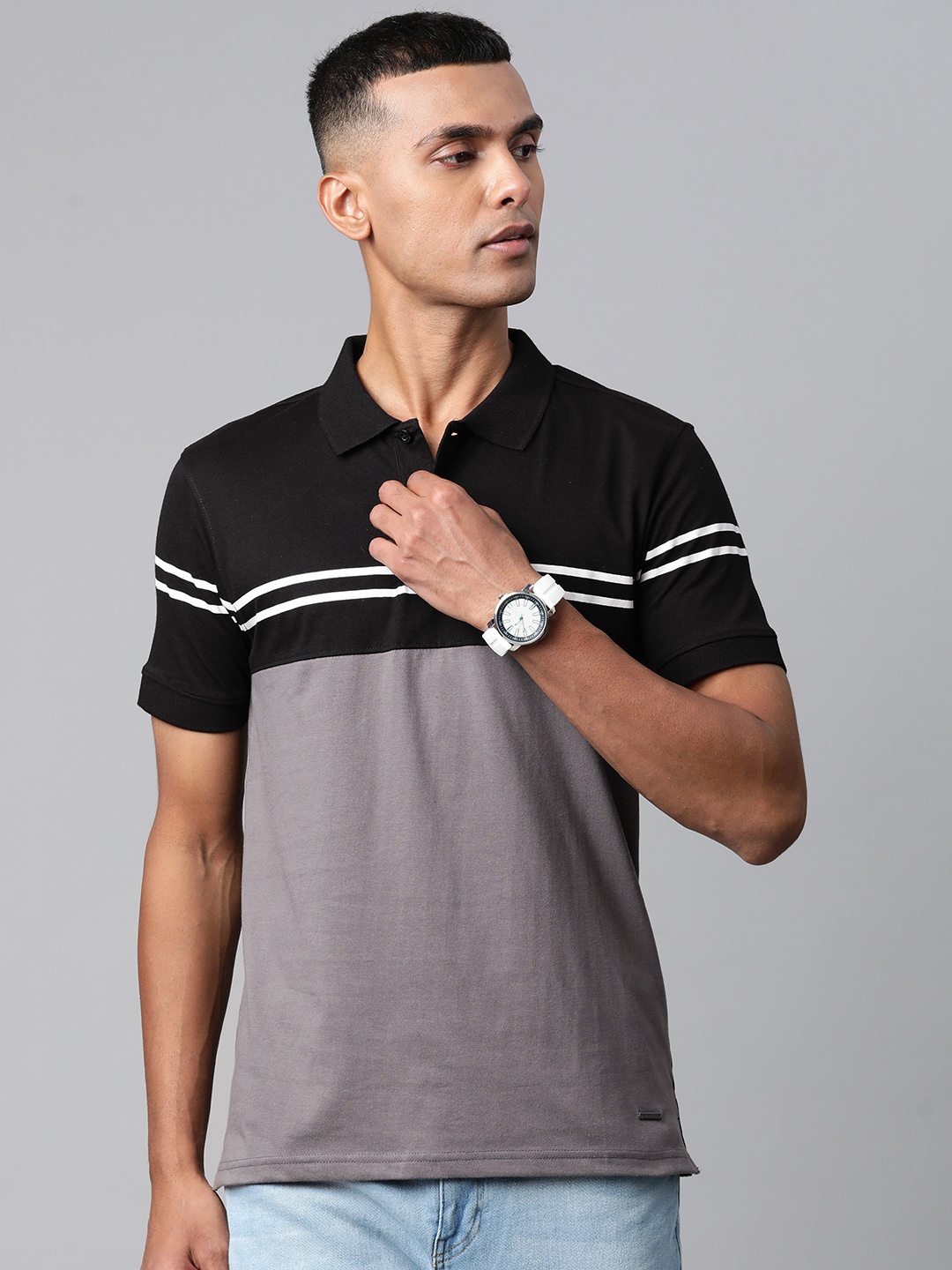 

Metronaut Men Grey & Black Colourblocked Polo Collar T-shirt