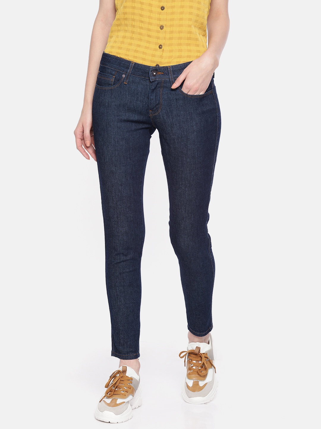 

Pepe Jeans Women Blue Thear Lola Regular Fit Mid-Rise Clean Look Stretchable Cropped Jeans