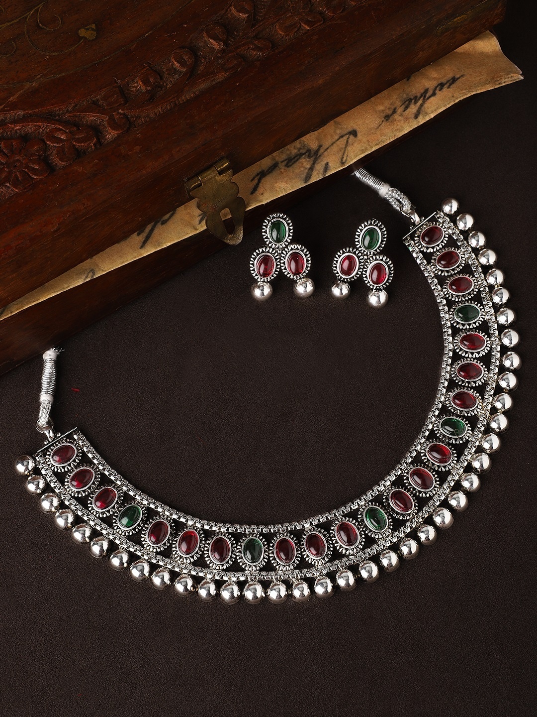

Rubans Silver-Plated Maroon & Green Embellished Jewellery Set