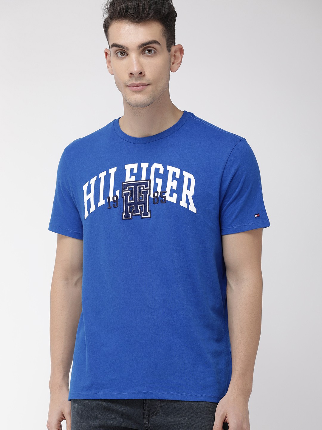 

Tommy Hilfiger Men Blue Printed Round Neck Pure Cotton T-shirt