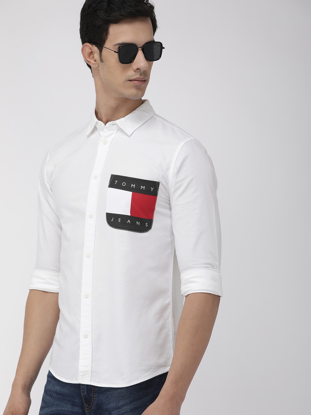 

Tommy Hilfiger Men White Regular Fit Solid Casual Shirt