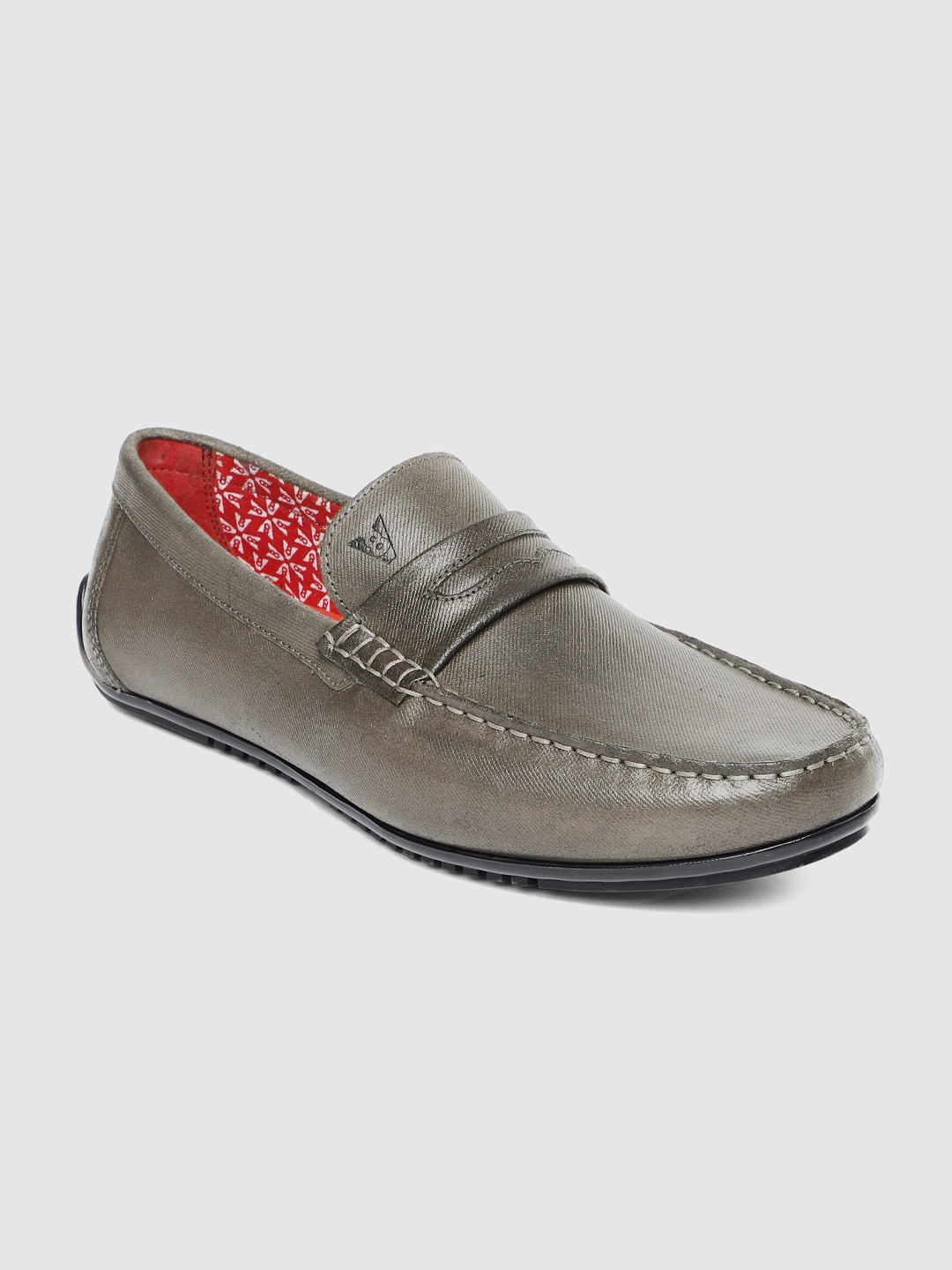 

V8 by Ruosh Men Grey Textured Leather Driving Shoes