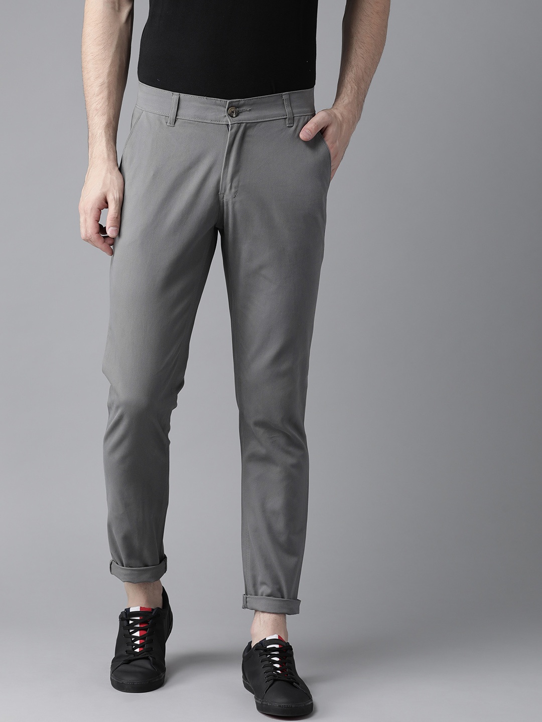 

Hubberholme Men Grey Slim Fit Solid Chinos