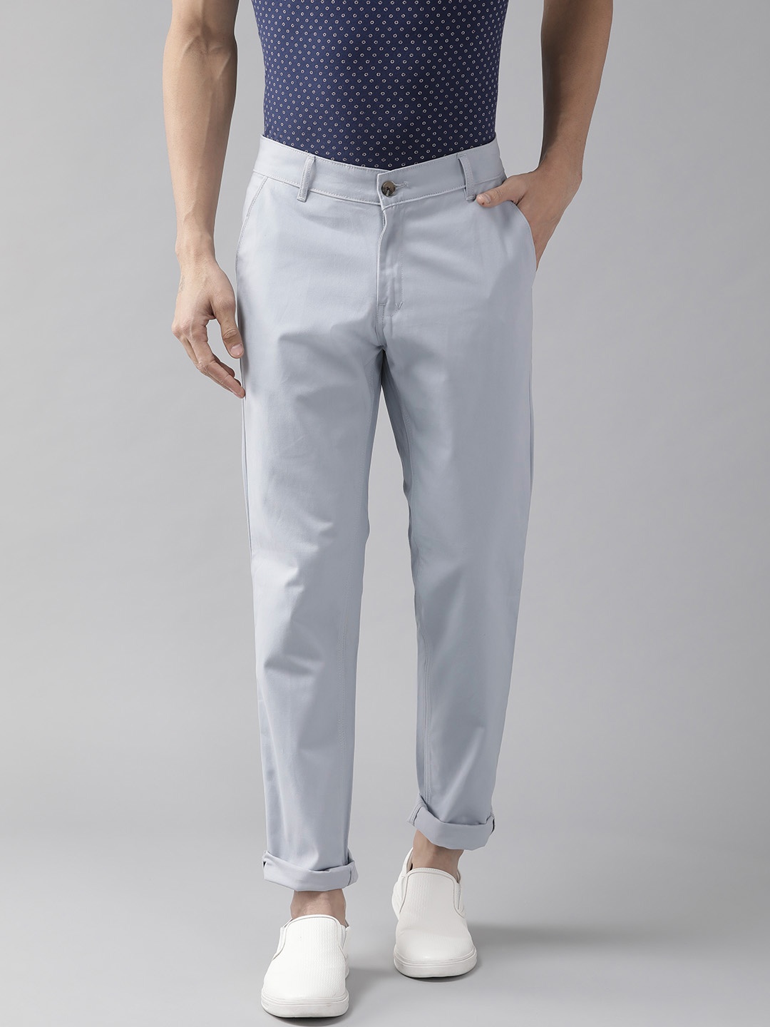 

Hubberholme Men Blue Slim Fit Solid Chinos