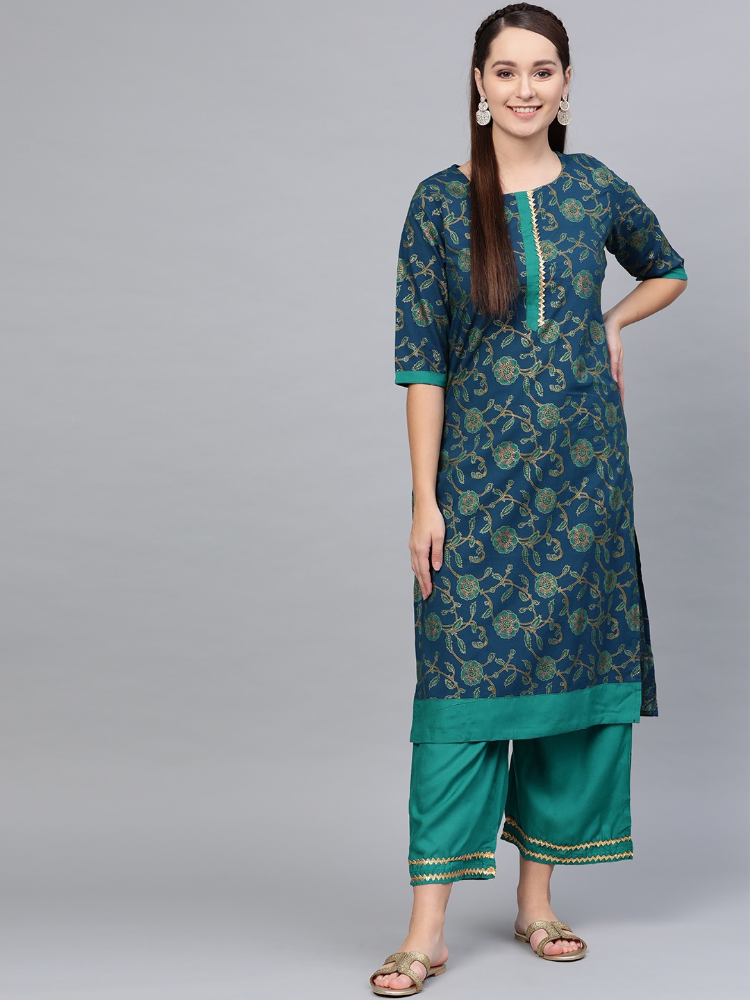 

Myshka Women Navy Blue & Green Printed Kurta with Palazzos