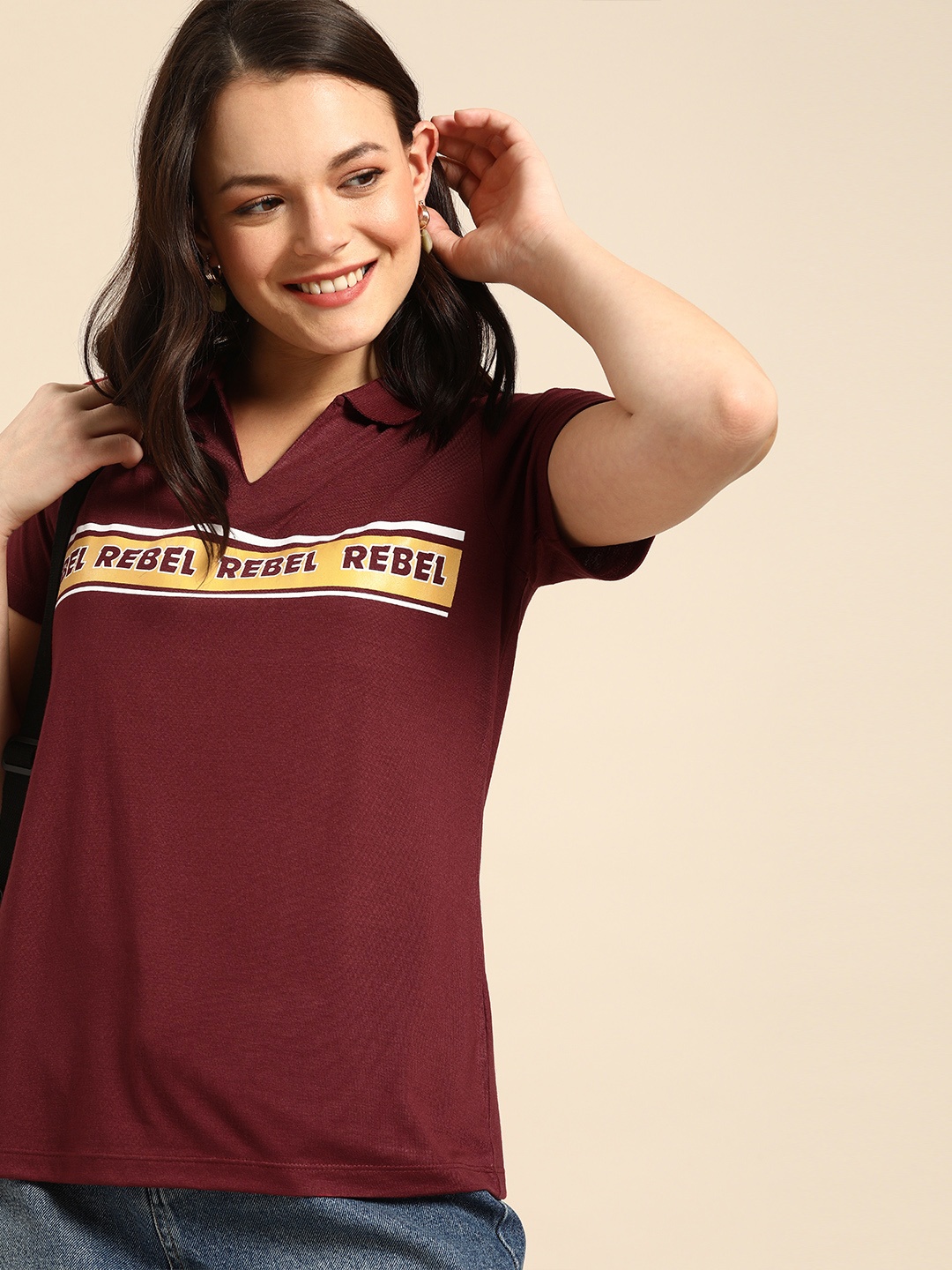 

DressBerry Women Maroon Printed Polo Collar T-shirt