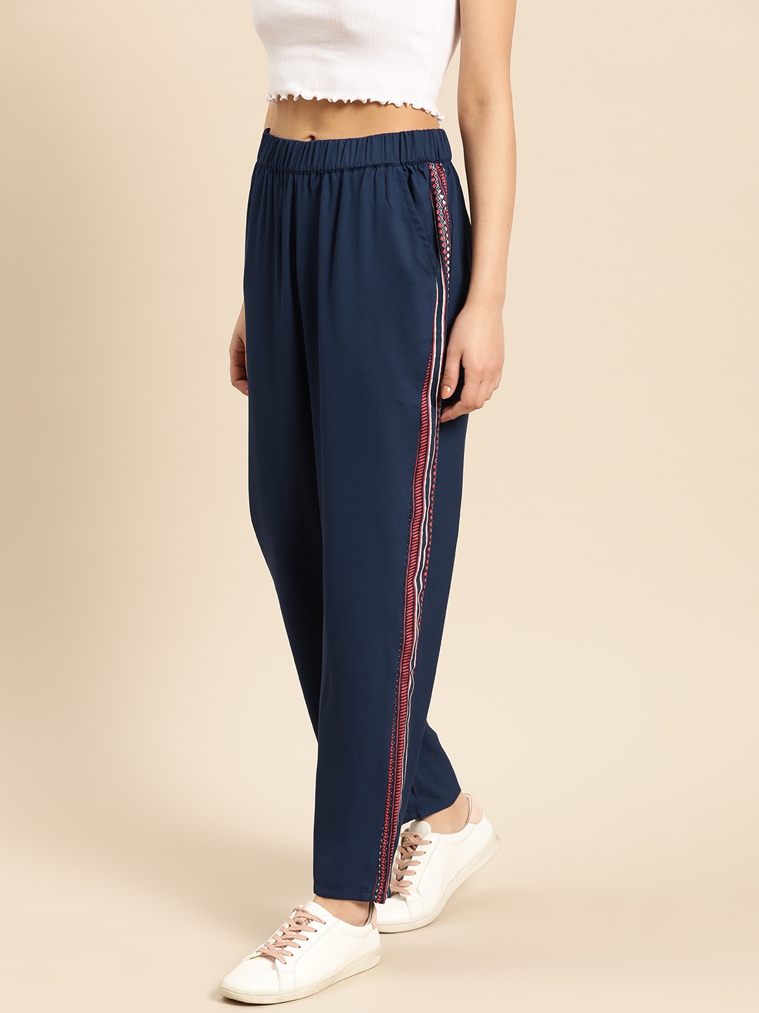 

DressBerry Women Navy Blue Regular Fit Solid Trousers