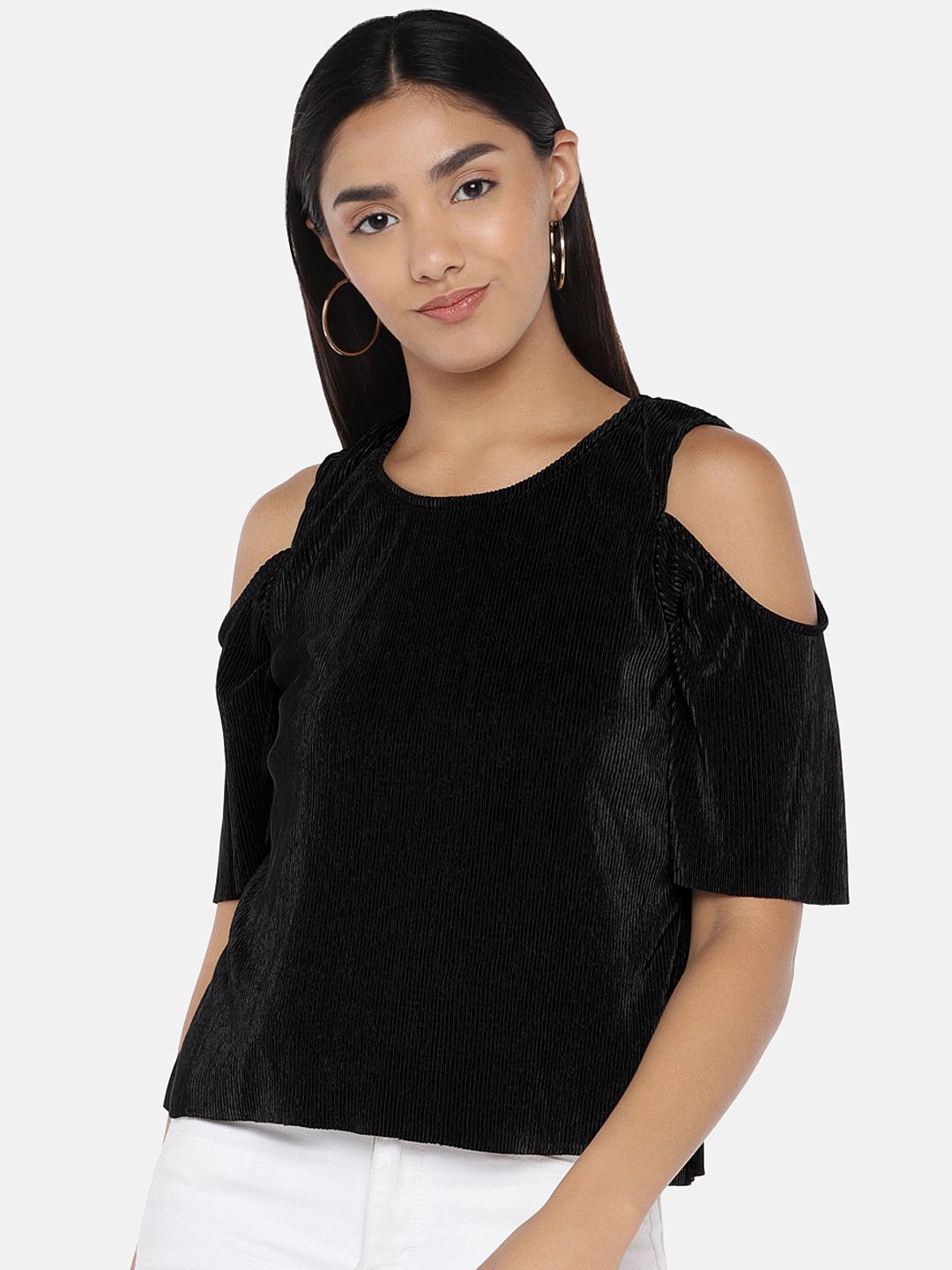 

Globus Women Black Solid Top