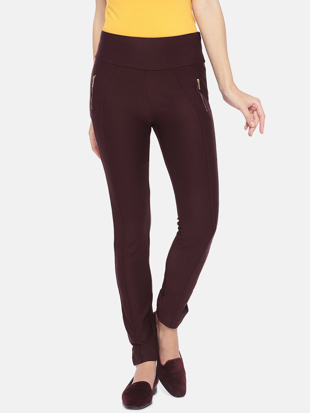 

Globus Women Maroon Solid Slim Fit Jeggings