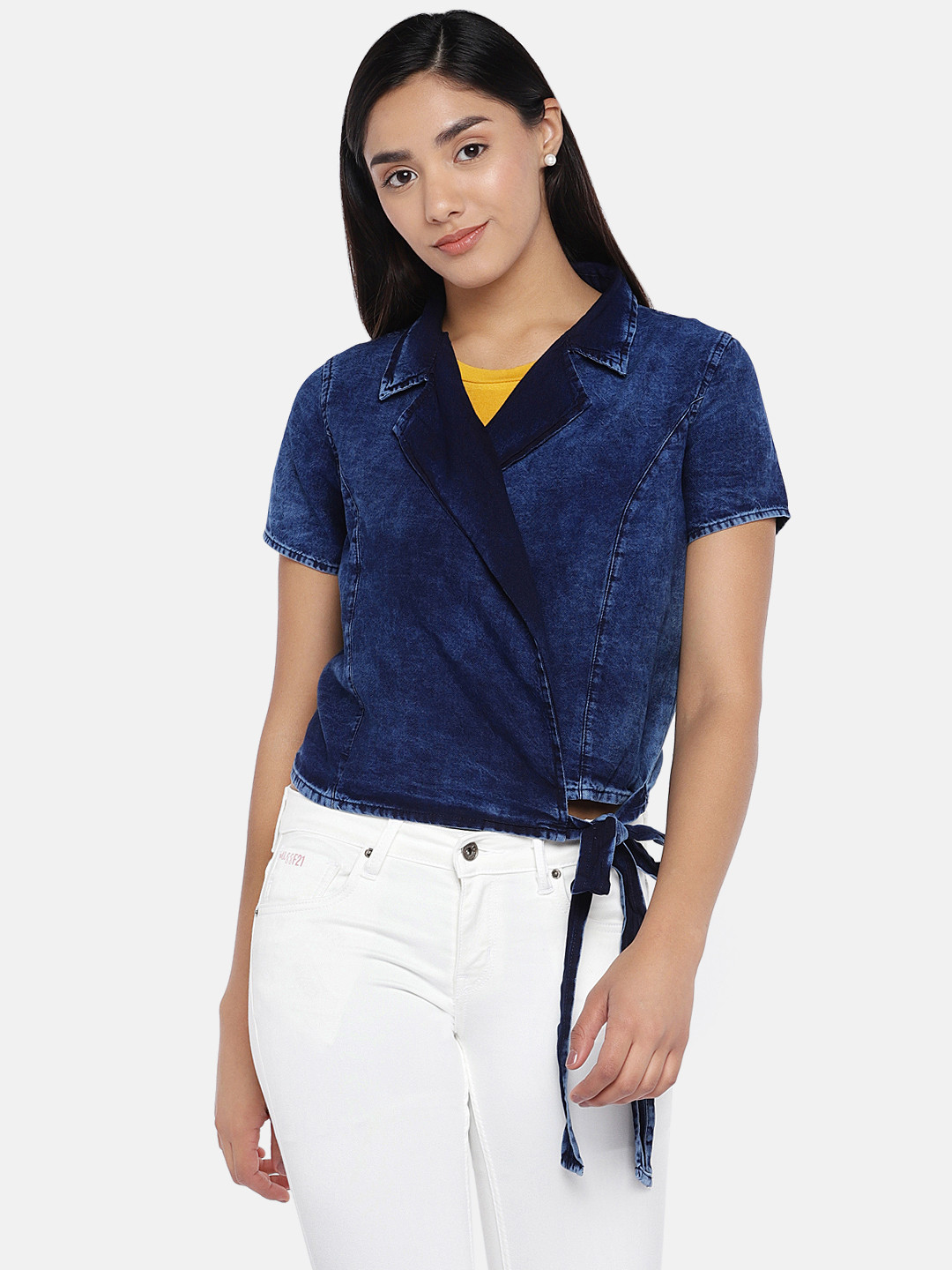 

Globus Women Blue Solid Wrap Top