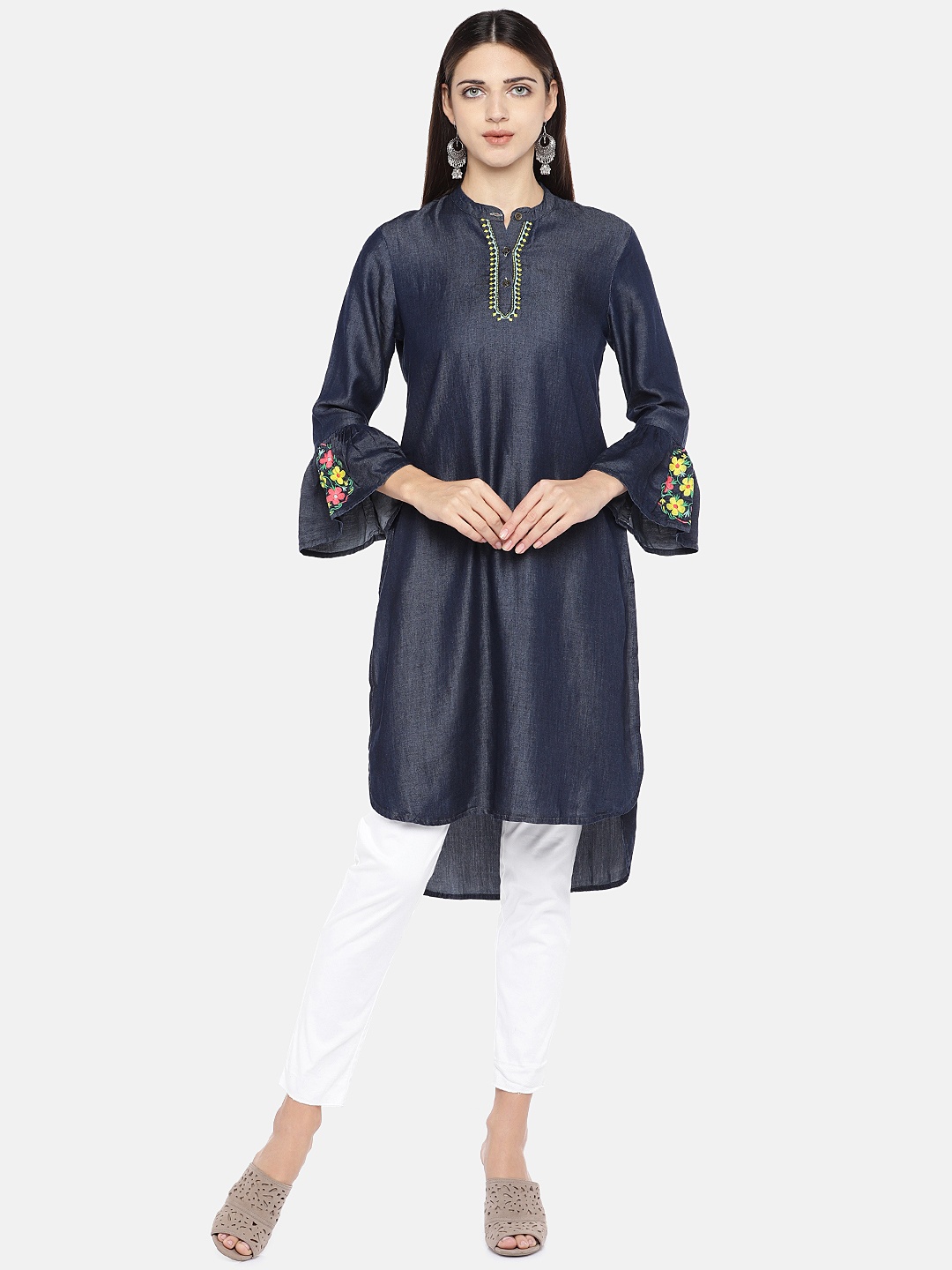 

Globus Women Navy Blue Solid Tunic