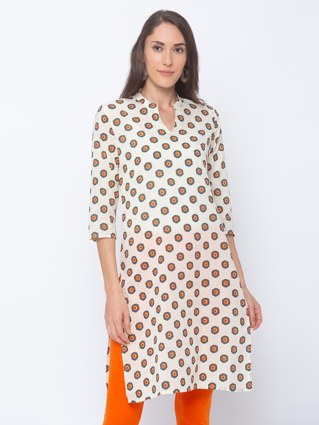 

Globus Women Cream & Blue Floral Print Straight Kurta