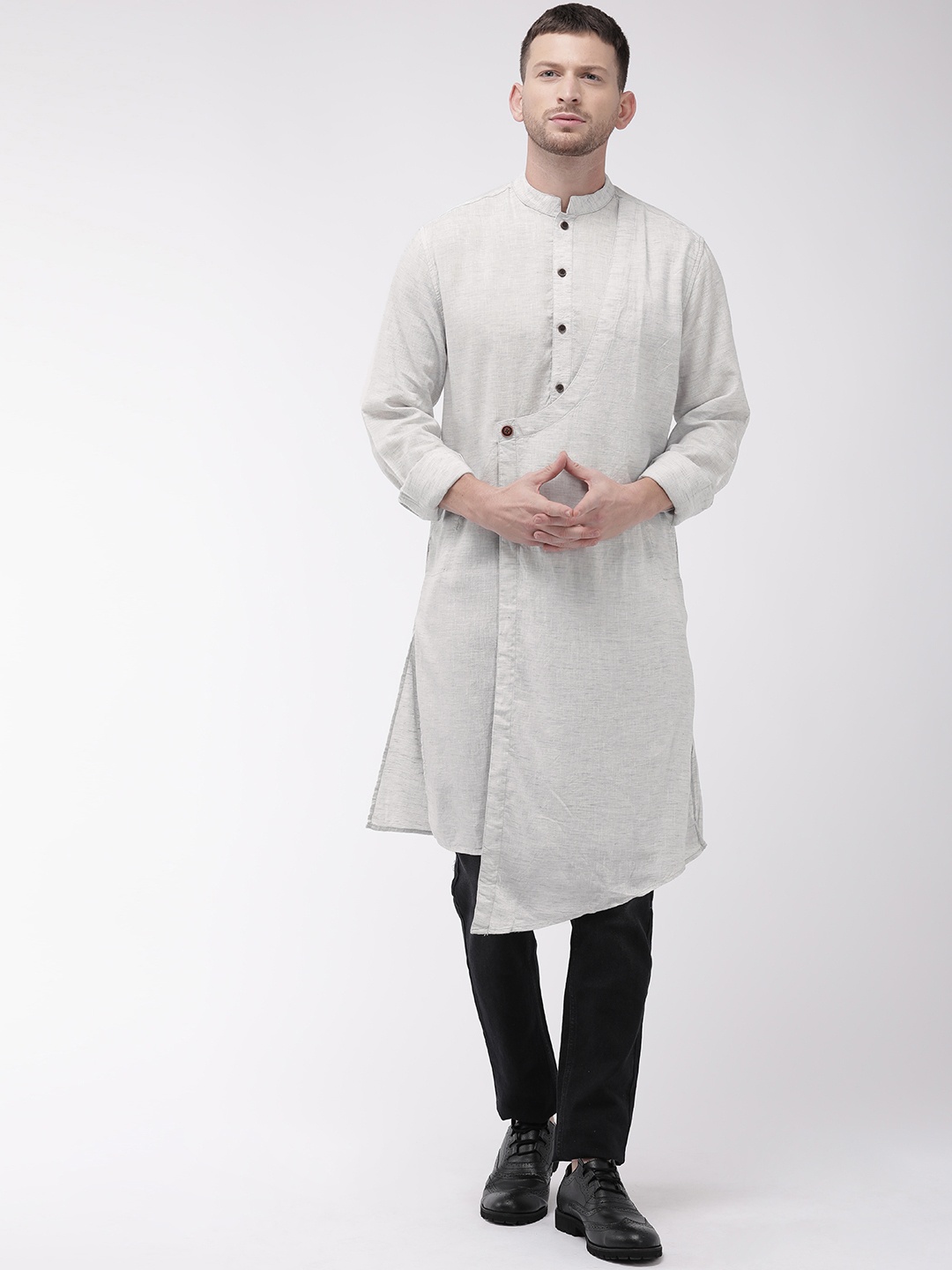

The Indian Garage Co Men Grey & White Solid Asymmetric Straight Kurta