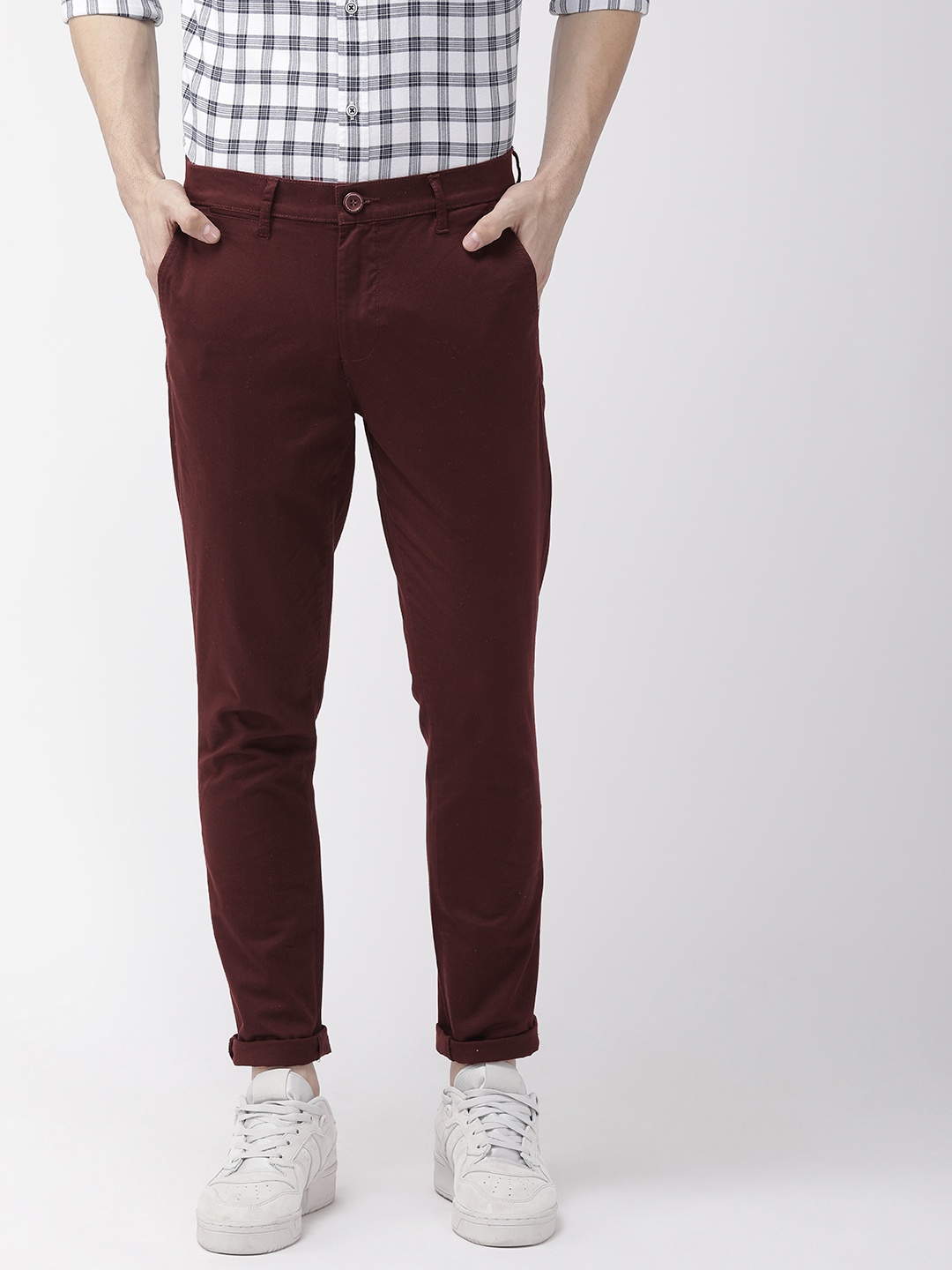 

The Indian Garage Co Men Burgundy Slim Fit Solid Chinos