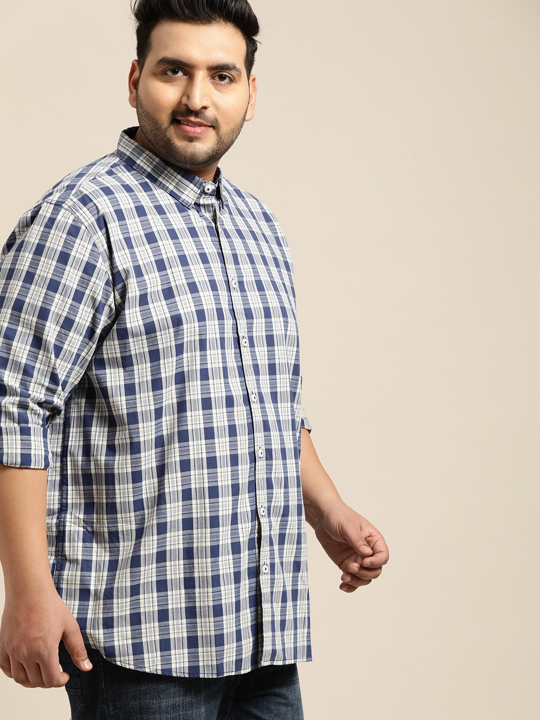 

Sztori Plus Size Men Blue Off-White Regular Fit Checked Casual Shirt