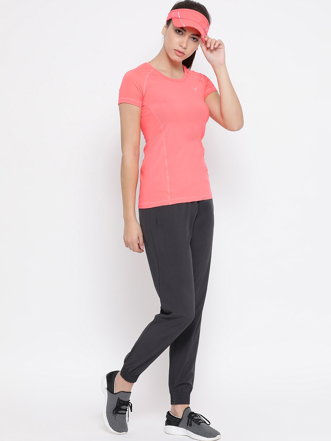 

Invincible Women Stretch Round Neck Tee, Pink