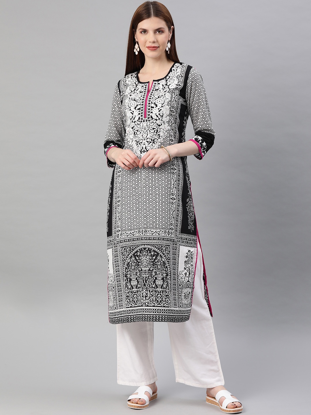 

Geroo Jaipur Black Embroidered Straight Cotton Sustainable Kurta