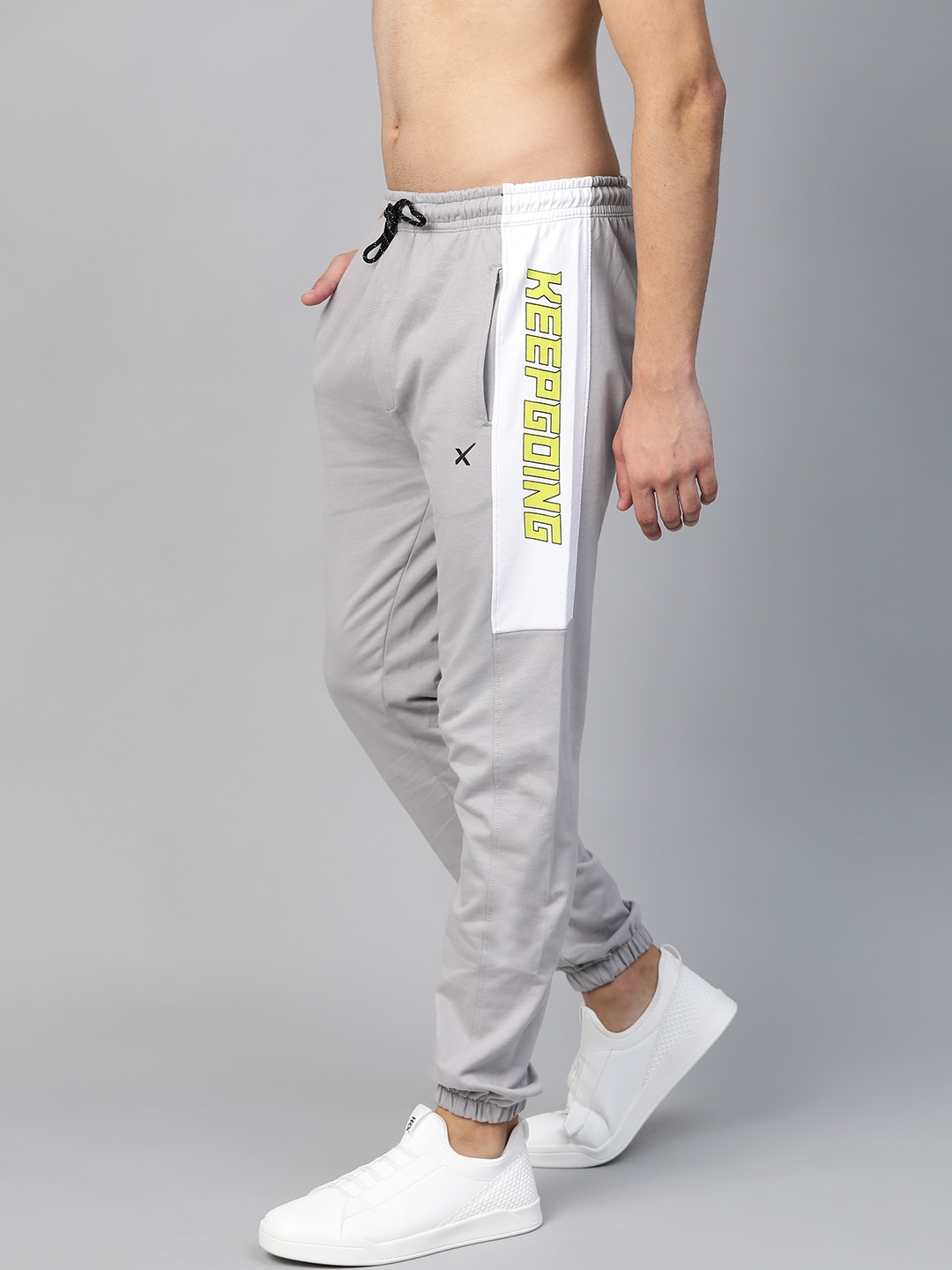 

HRX by Hrithik Roshan Men Grey Solid Lifestyle Joggers