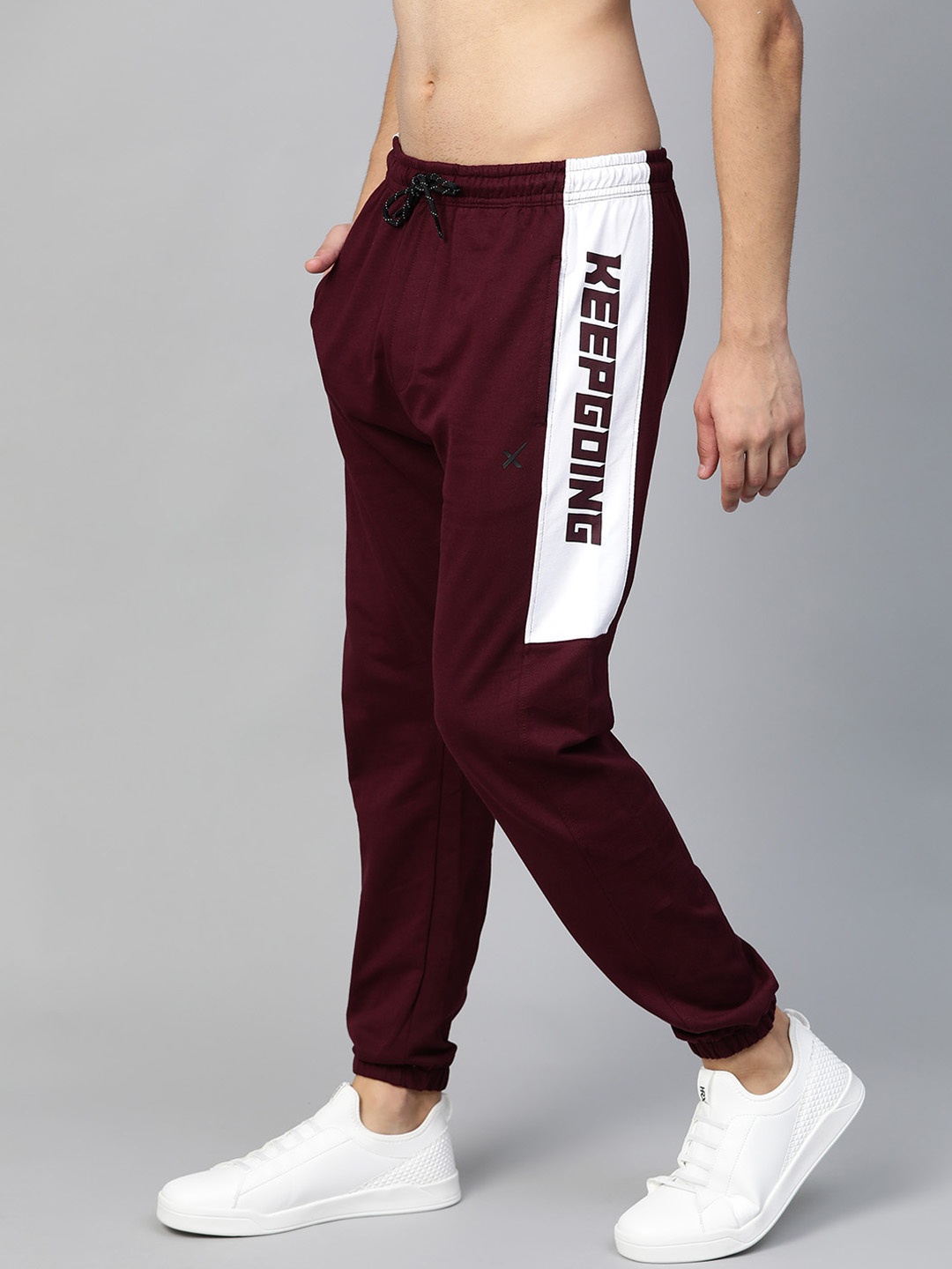 

HRX by Hrithik Roshan Men Maroon Solid Lifestyle Joggers