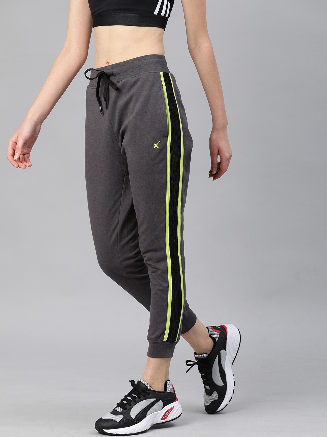 

HRX by Hrithik Roshan Women Pavement Solid Slim Fit Lifestyle Joggers, Grey