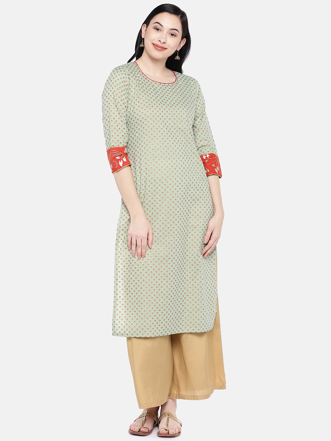 

Silai Bunai Women Green & Red Embroidered Straight Kurta