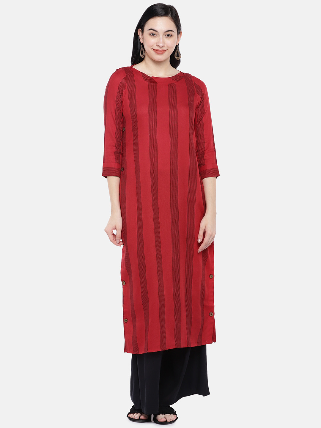 

Prakrti Women Red Striped Straight Kurta
