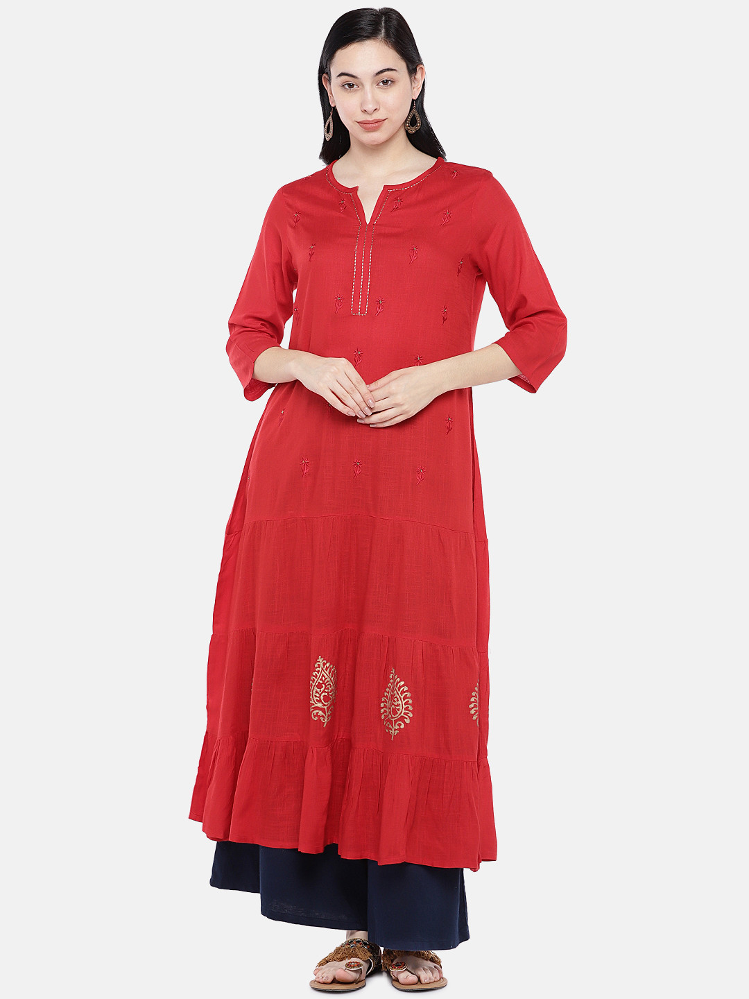 

Prakrti Women Red & Gold-Toned Embroidered Anarkali Kurta