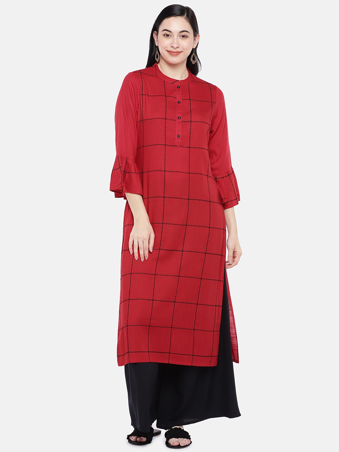 

Prakrti Women Red & Black Embroidered Straight Kurta