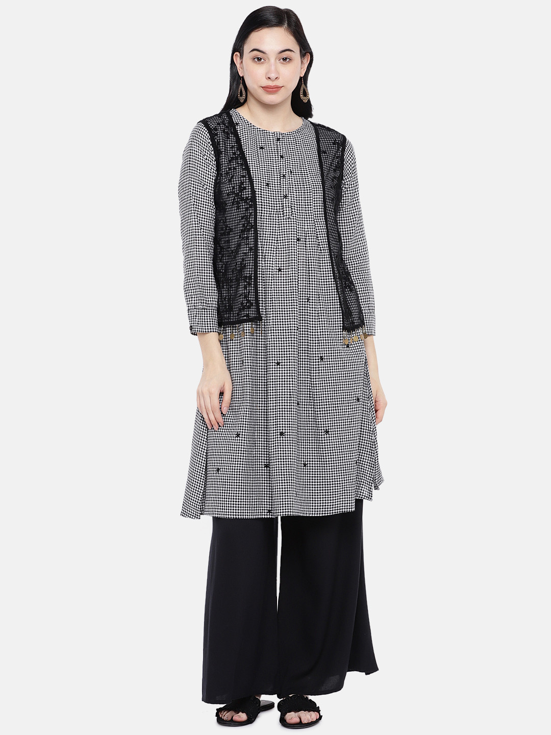 

Prakrti Women Black & White Checked Straight Kurta With Jacket