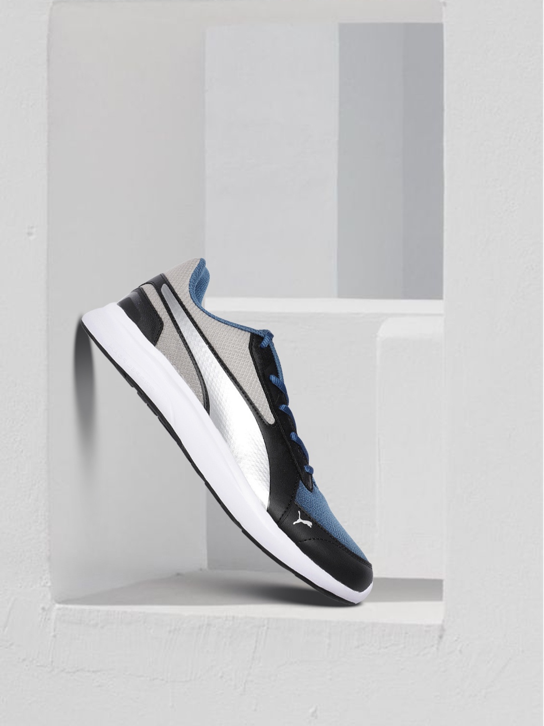 

Puma Men Navy Blue Echelon V2 MU Running Shoes