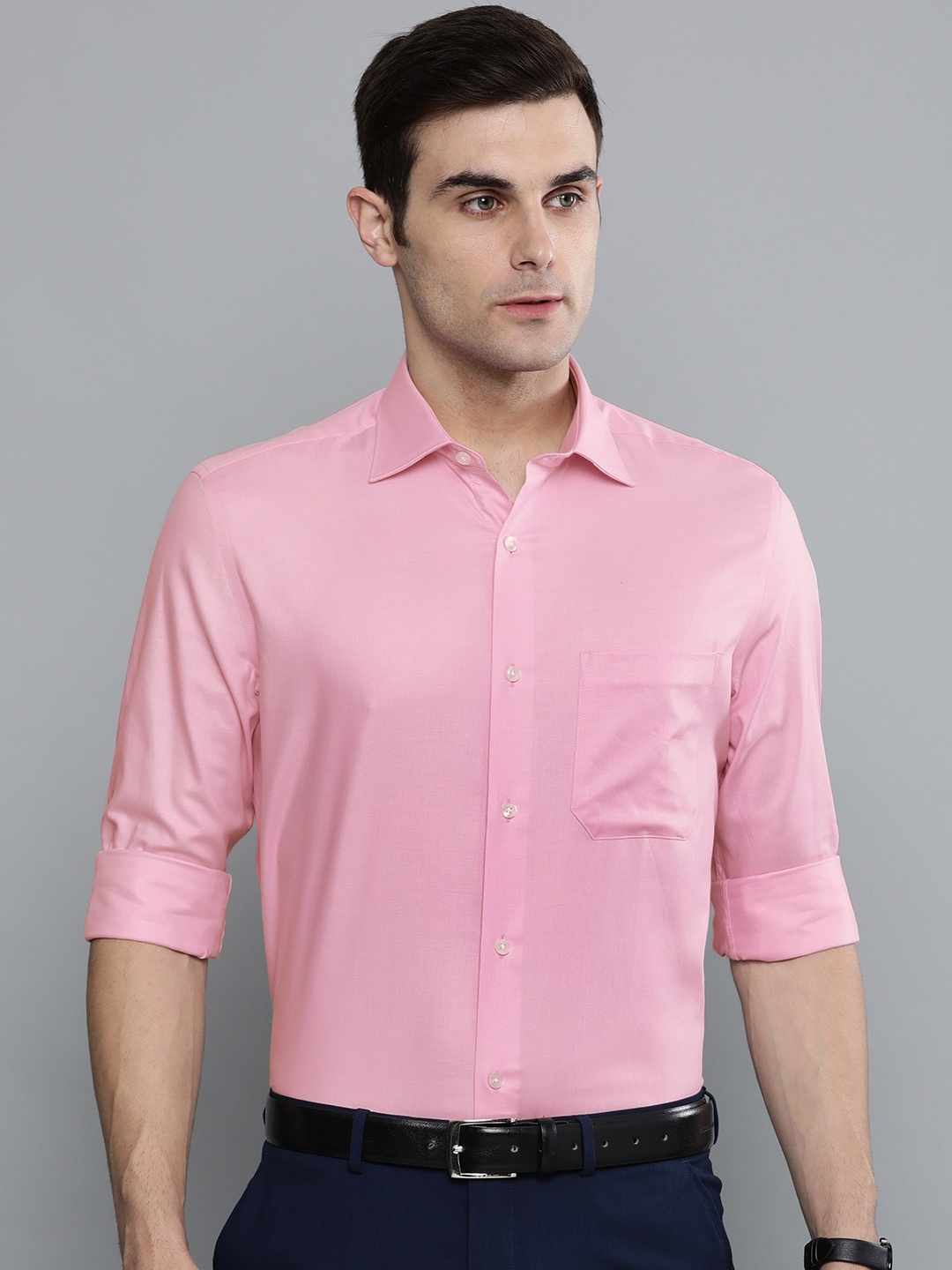 

Louis Philippe Men Pink Classic Fit Solid Formal Shirt