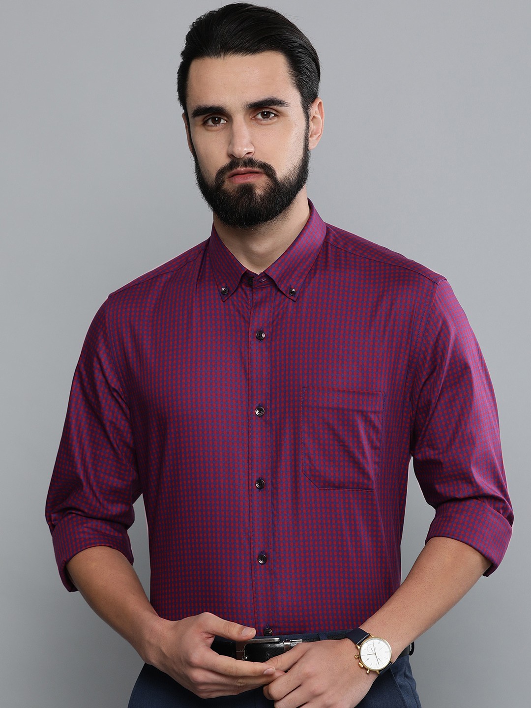 

Louis Philippe Men Red & Navy Blue Slim Fit Checked Casual Shirt