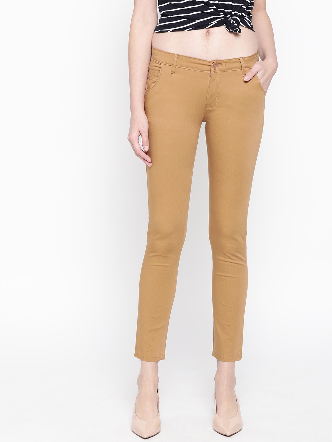 

urSense Women Khaki Regular Fit Solid Cropped Trousers