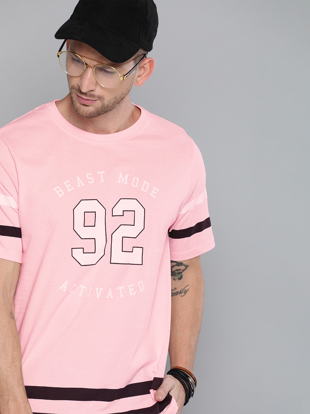

Kook N Keech Men Pink Printed Round Neck Pure Cotton T-shirt