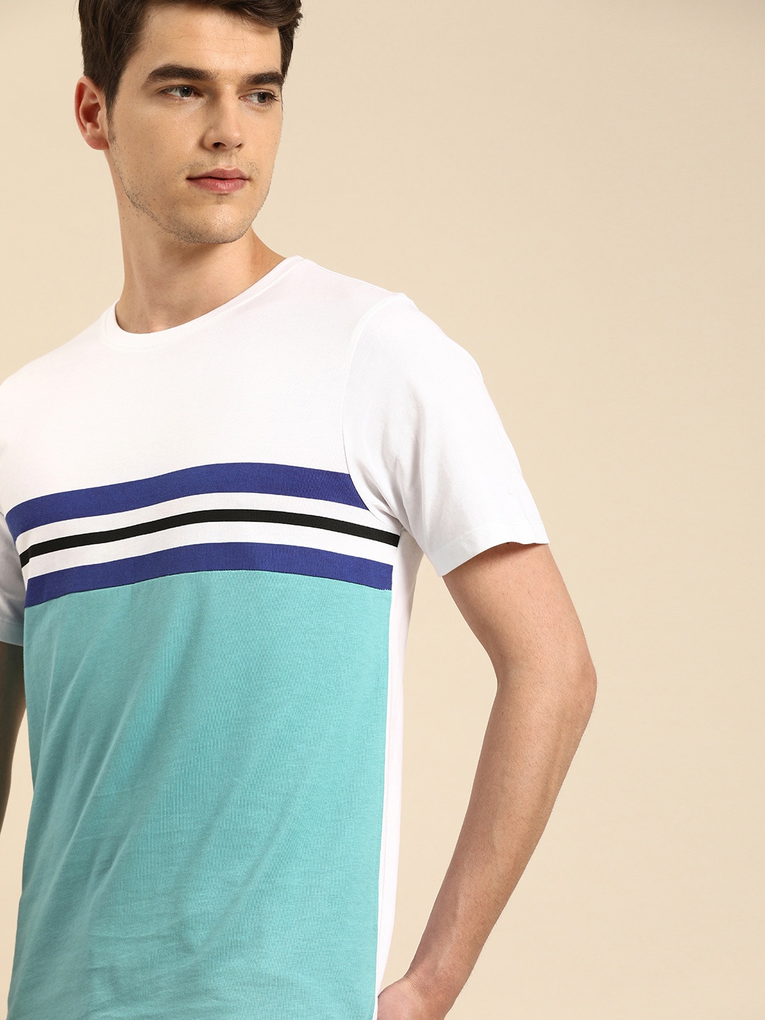 

ether Men White Green Colourblocked Round Neck Pure Cotton T-shirt