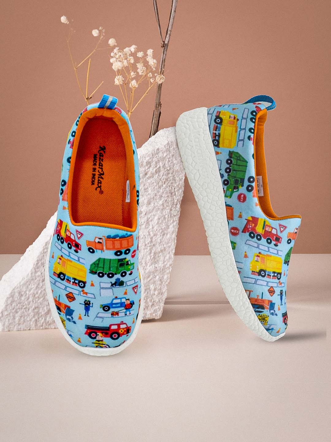 

KazarMax Kids Blue & Orange Mesh Slip-On Sneakers
